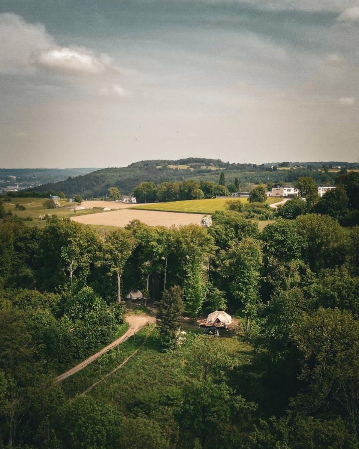 Domaine De Cherimont - Logement Insolite En Groupe Andenne Exterior foto